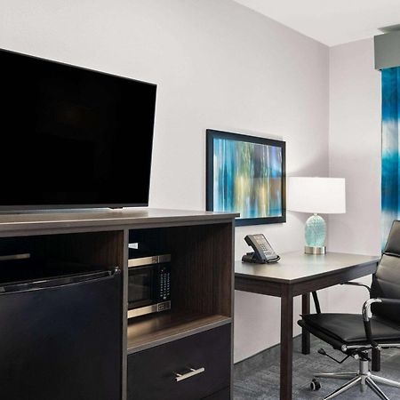 La Quinta Inn By Wyndham Indianapolis Airport Executive Dr Dış mekan fotoğraf