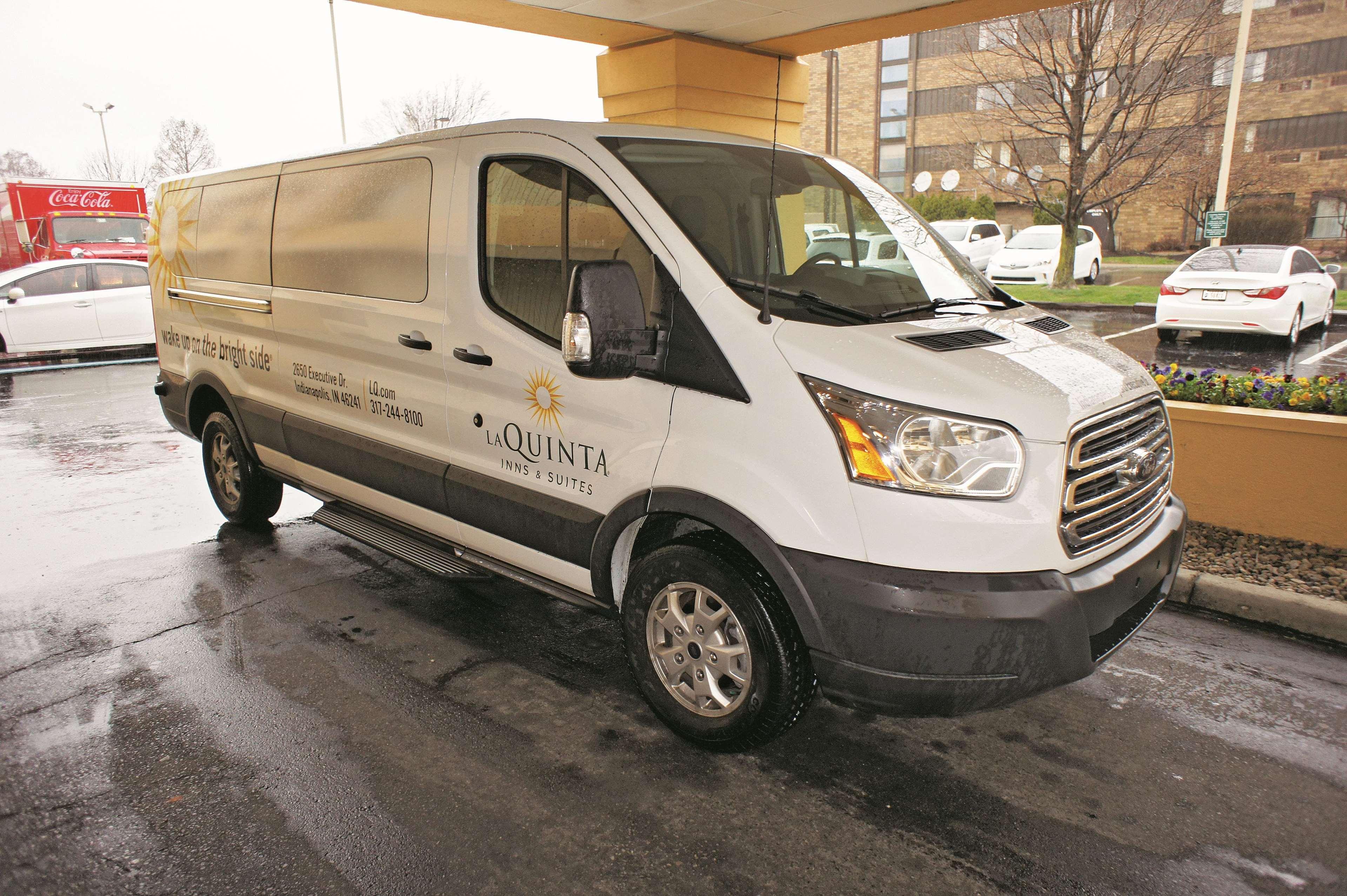 La Quinta Inn By Wyndham Indianapolis Airport Executive Dr Dış mekan fotoğraf