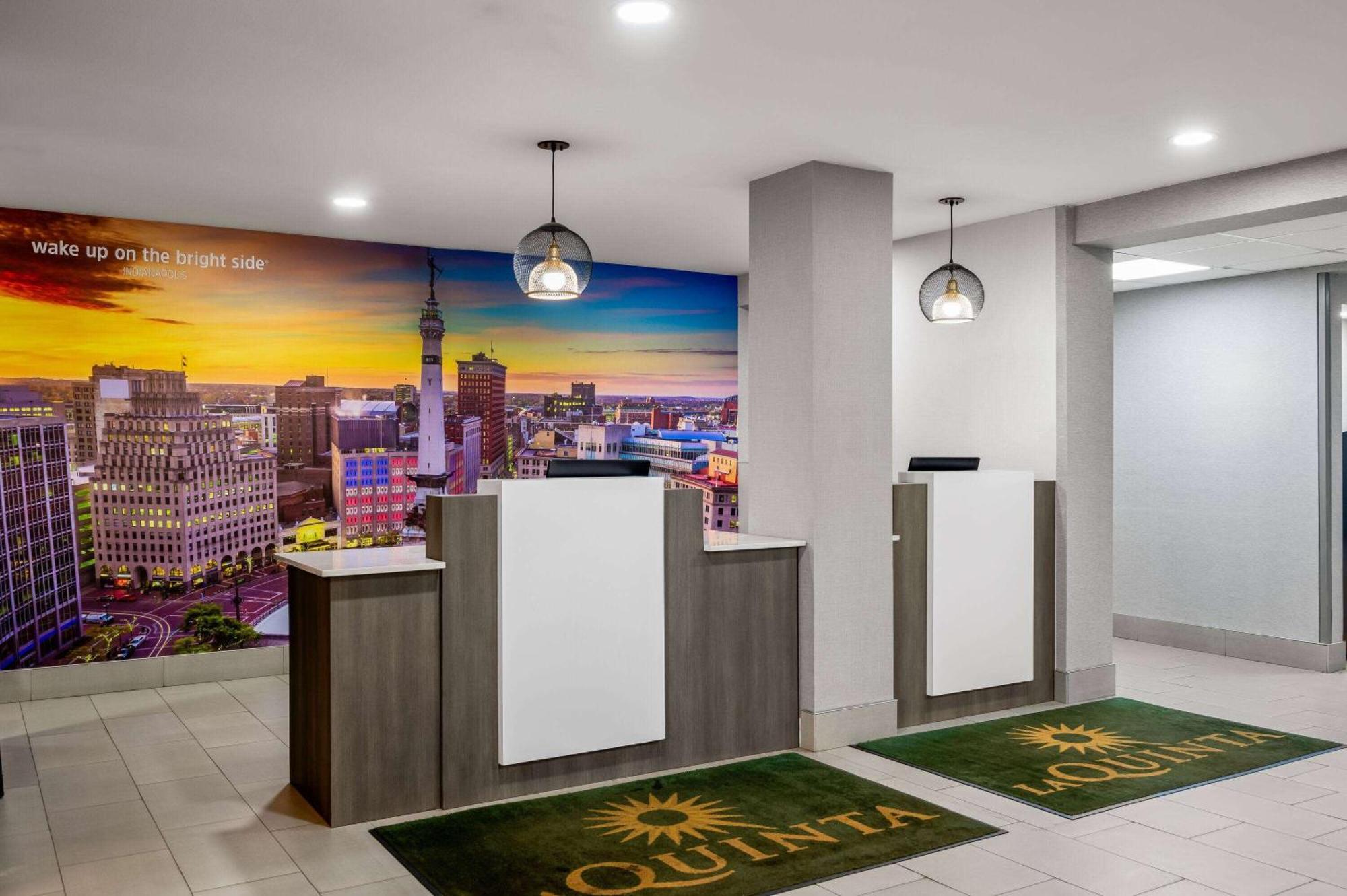 La Quinta Inn By Wyndham Indianapolis Airport Executive Dr Dış mekan fotoğraf