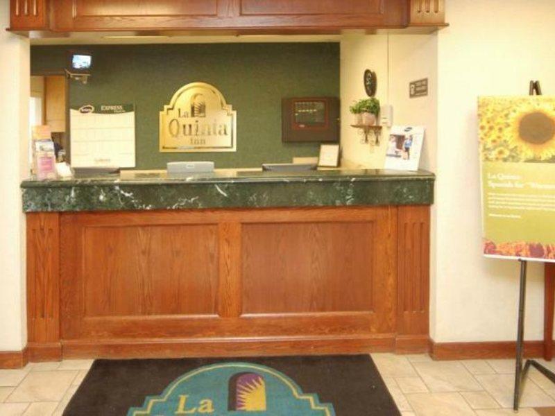 La Quinta Inn By Wyndham Indianapolis Airport Executive Dr Dış mekan fotoğraf