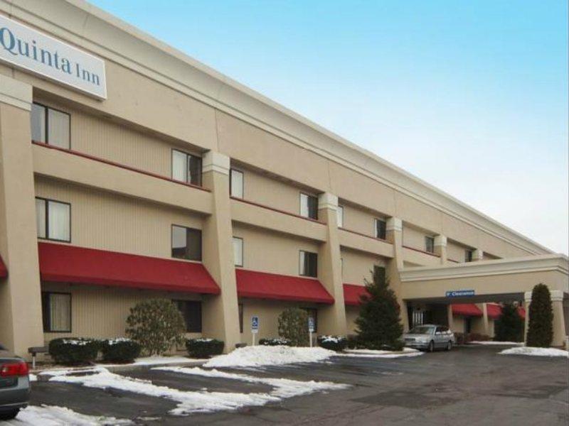 La Quinta Inn By Wyndham Indianapolis Airport Executive Dr Dış mekan fotoğraf