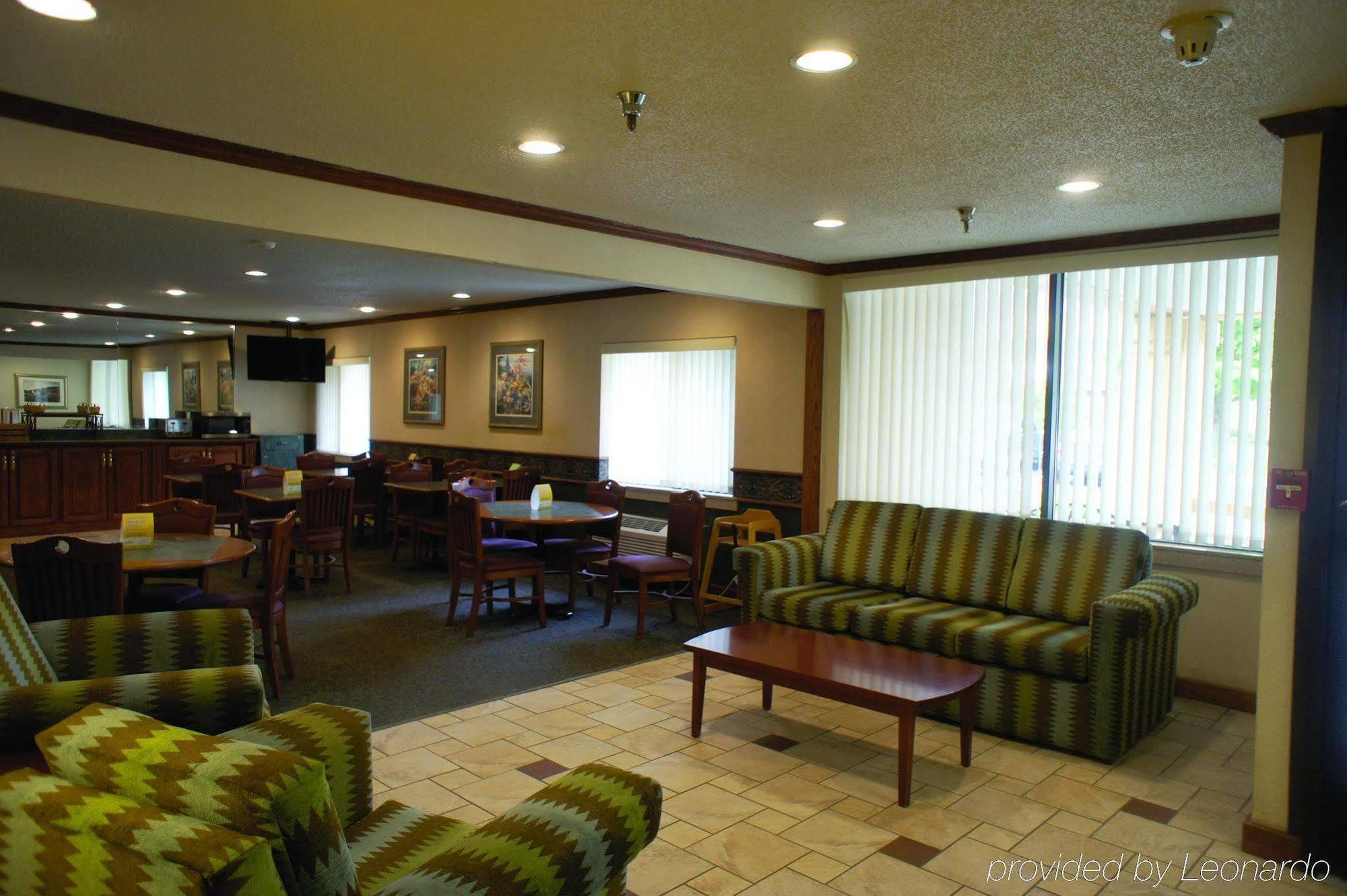 La Quinta Inn By Wyndham Indianapolis Airport Executive Dr Dış mekan fotoğraf